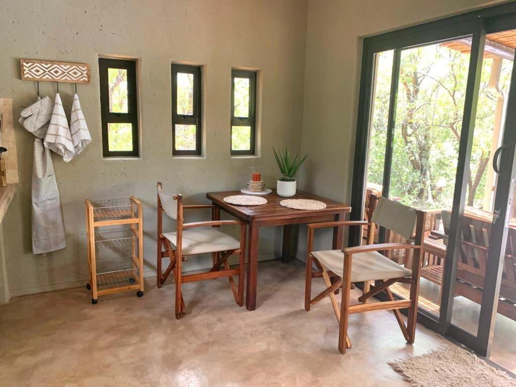 Ikhaya Lamadube Game Lodge Klipdrift Extérieur photo