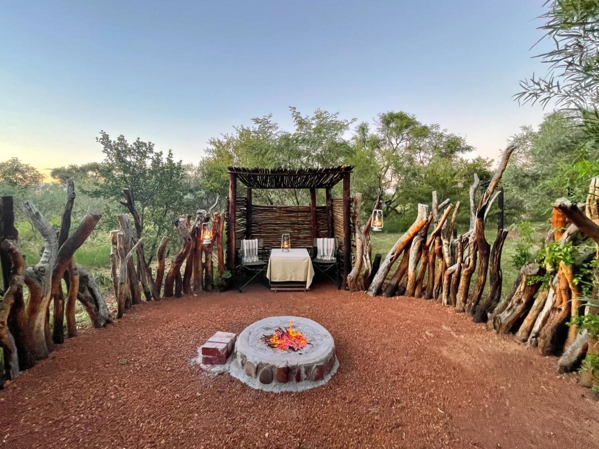 Ikhaya Lamadube Game Lodge Klipdrift Extérieur photo