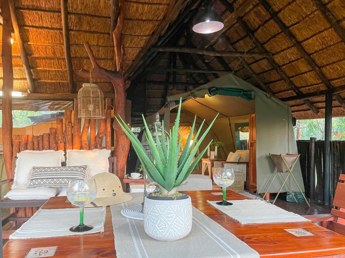 Ikhaya Lamadube Game Lodge Klipdrift Extérieur photo