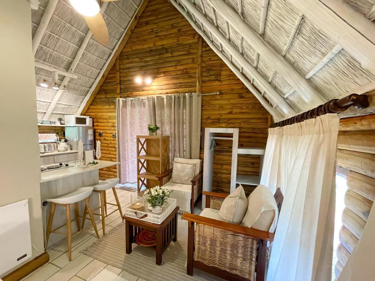 Ikhaya Lamadube Game Lodge Klipdrift Extérieur photo