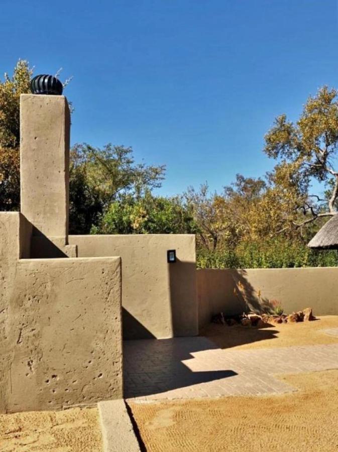 Ikhaya Lamadube Game Lodge Klipdrift Extérieur photo