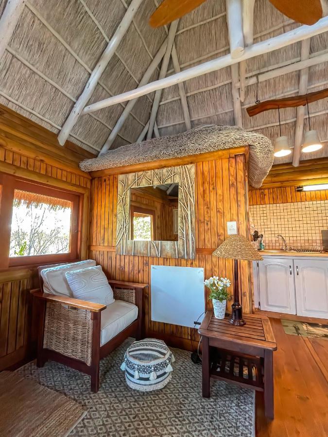 Ikhaya Lamadube Game Lodge Klipdrift Extérieur photo